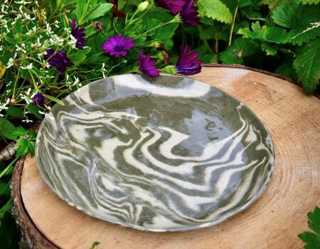 Töpfern mit marmoriertem Ton